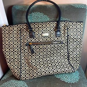 Large Tommy Hilfiger tote